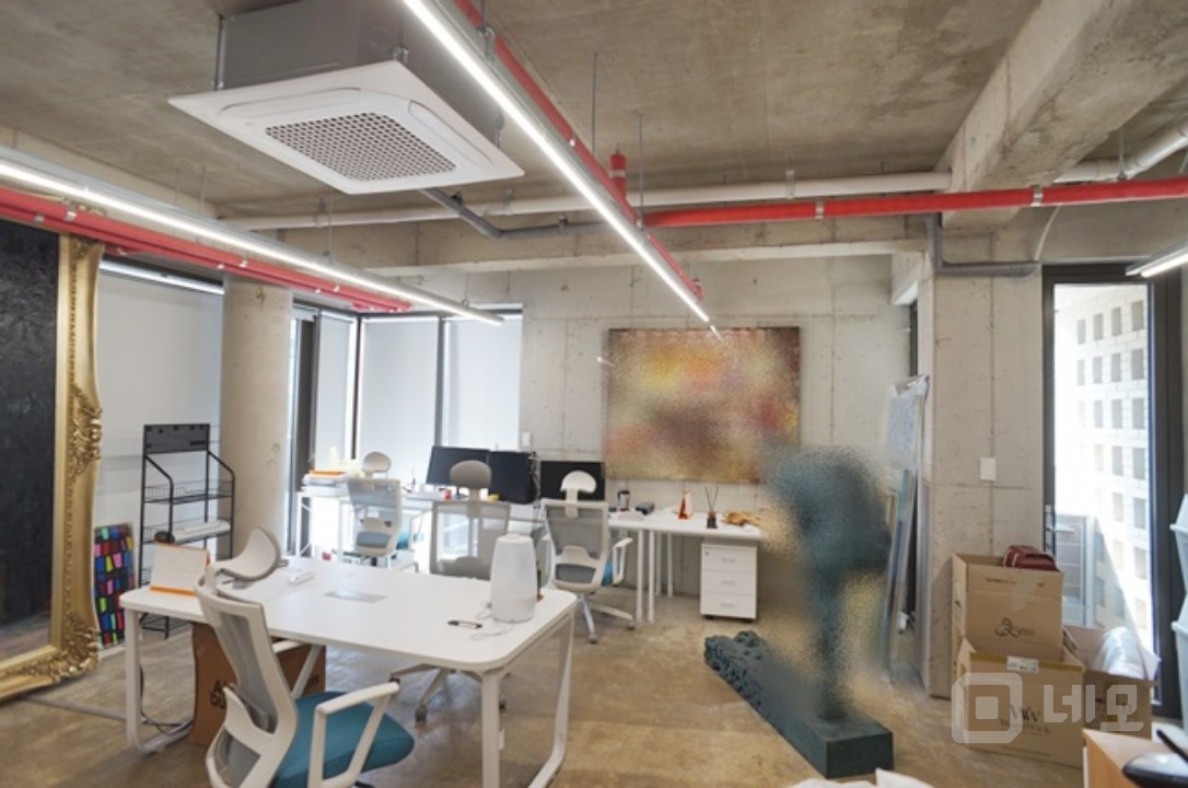 디자인 건물내외관 노출형 인테리어 매물의 8번째 사진