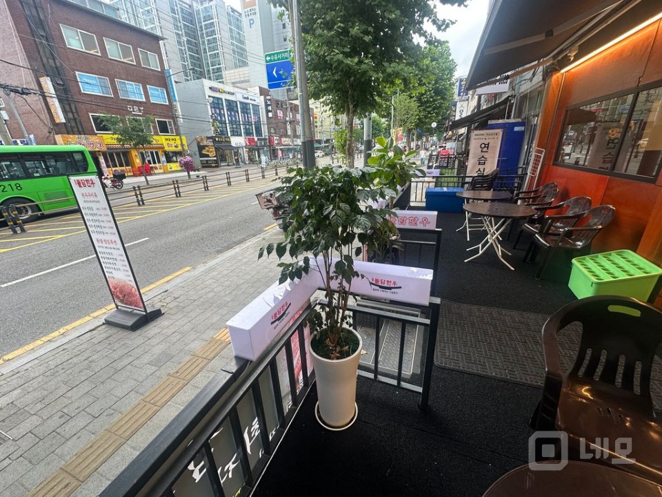 깔끔한인테리어 식당카페 모든업종가능 버스정류장 바로앞 매물의 7번째 사진