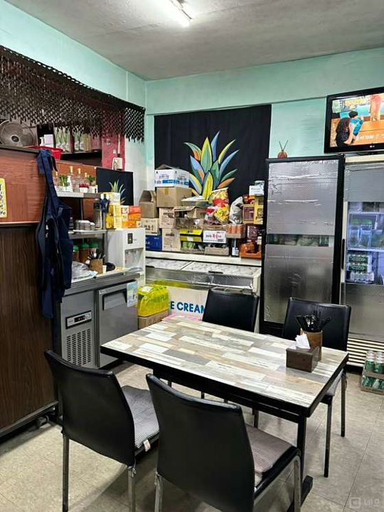 휘경동 상권 잡혀있는 중식당 매물의 2번째 사진