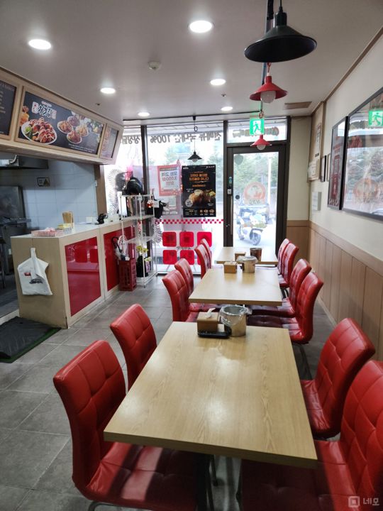 부천시 약대동 위치좋은 단지내 1층 상가 임대   매물의 1번째 사진