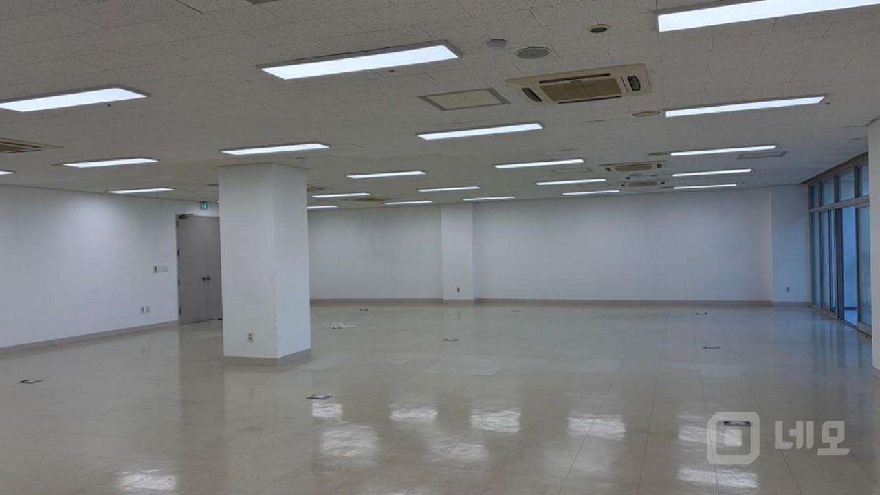 DMC첨단산업센터 322호 (DMC지원시설) 매물의 3번째 사진