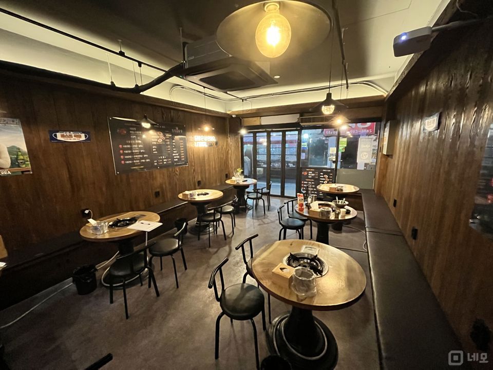 이문동 외대앞역 역세권, 대학생 고객 많아 매출 좋은 요리주점 매물의 3번째 사진