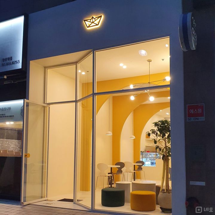 장지동 장지역 역세권, SNS 감성 인테리어, 단골 많은 카페 매물의 5번째 사진