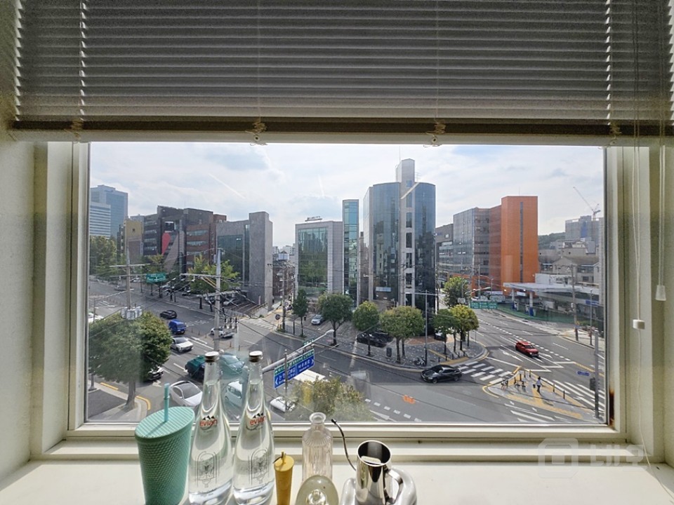 양재천인근, 가성비, A급인테리어, 엘베, 바로계약 매물의 2번째 사진
