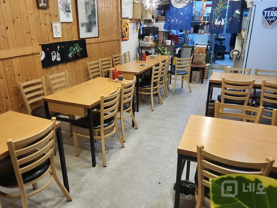 버스정류장앞횟집 매물의 3번째 사진