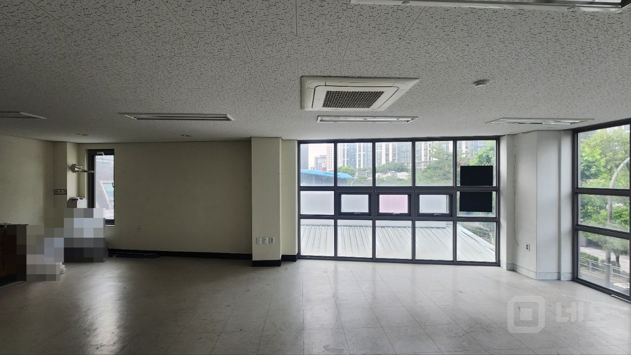 대로변 채광좋은 단독 사무실 엘베o 최상입지 매물의 4번째 사진