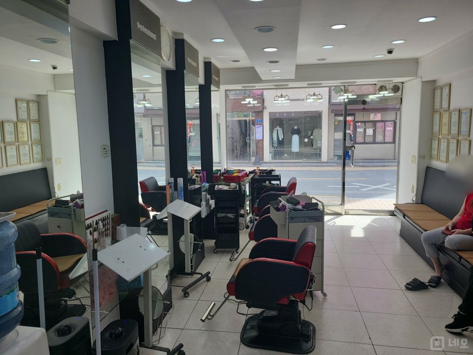 송파동 위치조건 훌륭한 미용실 매물의 1번째 사진