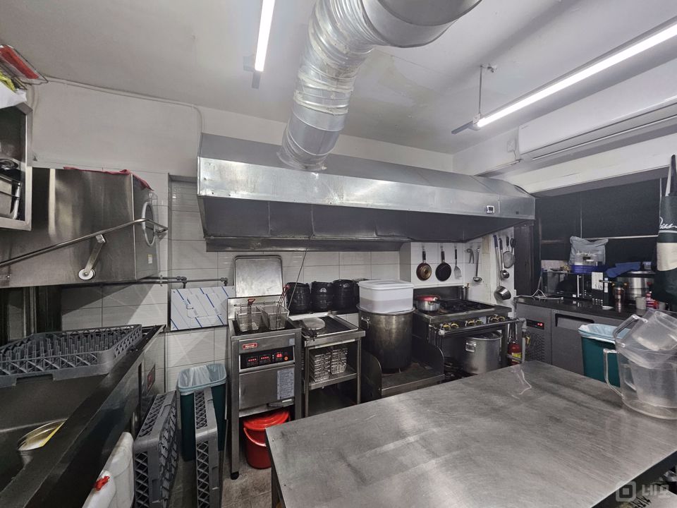 인테리어 완비된, 노량진초등학교 앞 1층 상가 매물의 6번째 사진