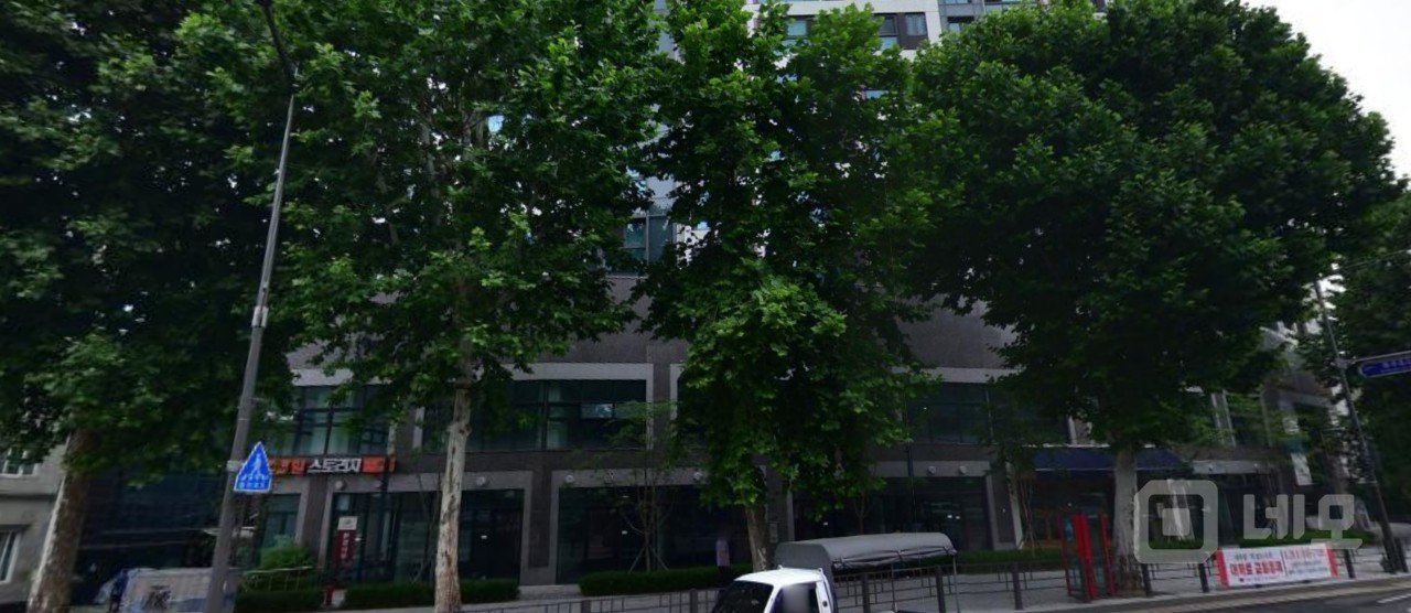 🏢 천장고 3M! 힐스테이트 창경궁 1층 사무실 임대 매물의 2번째 사진