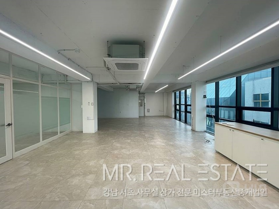 실사진.내외관컨디션ACE.주차가능.시설비X 매물의 4번째 사진