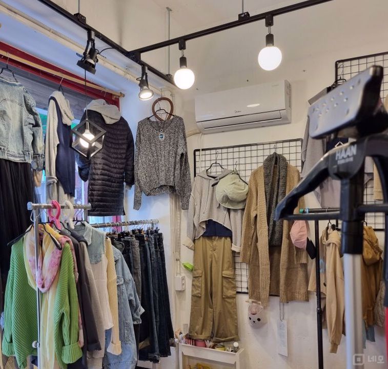 미아동 주거지역, 깔끔인 인테리어 의류판매점 매물의 2번째 사진
