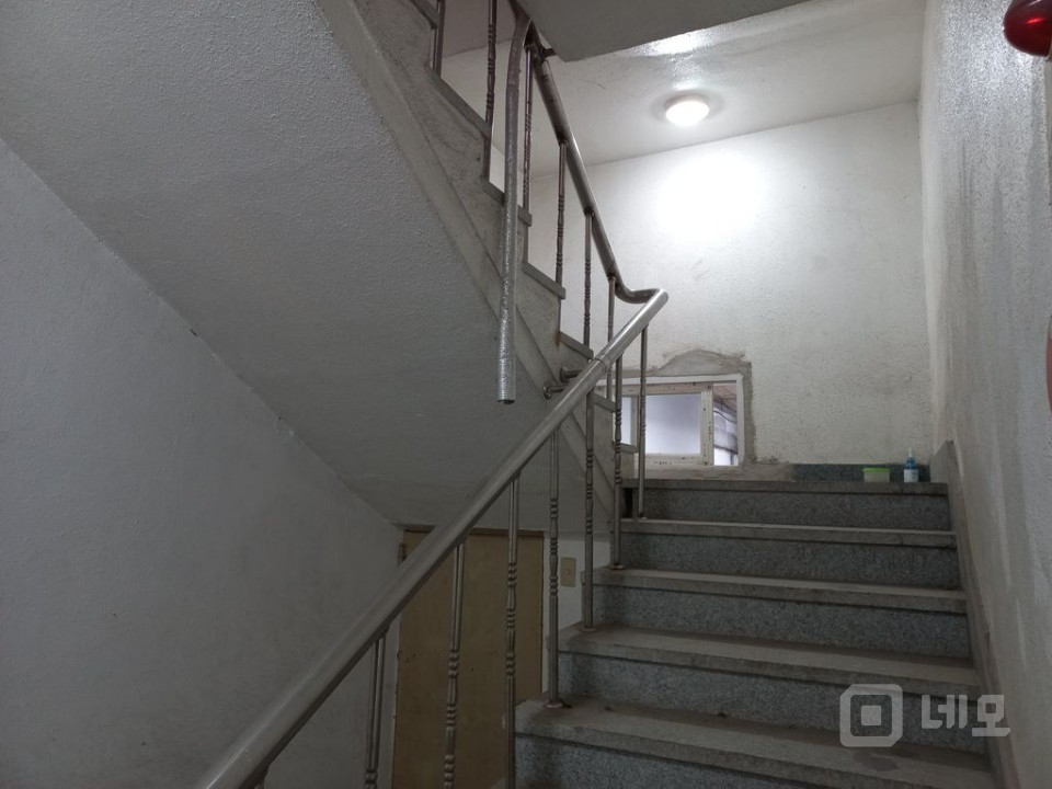 지하철역 10분 거리로 교통 편리 매물의 4번째 사진