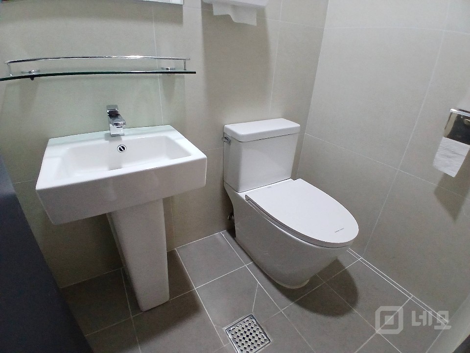 6호선 망원역 도보 10분 신축급 최상의 컨디션 사무실, 작업실 매물의 9번째 사진