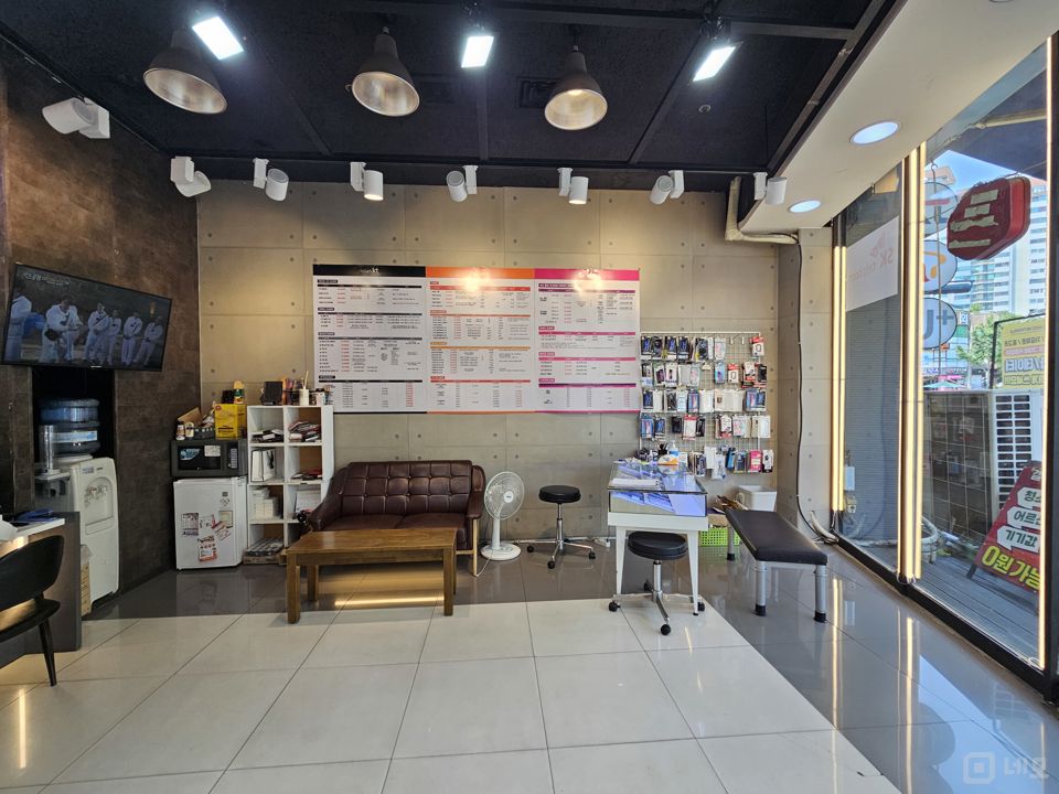 접근성 좋은 대로변 1층, 신내동 상가 매물의 2번째 사진