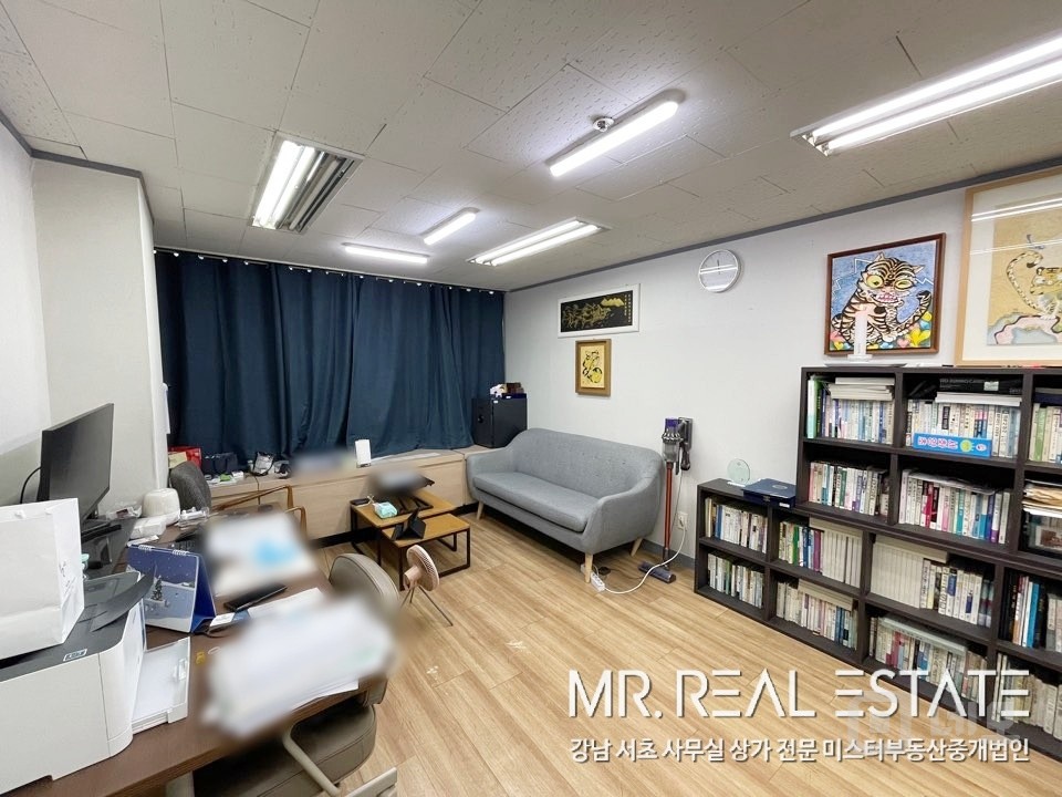 역삼역 바로 앞 깔끔한 사무실 사진 있음 매물의 3번째 사진