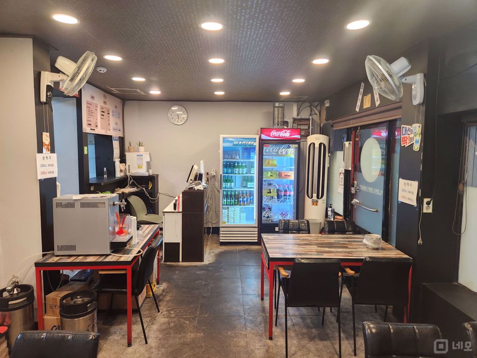 당감사거리 인근에 위치한 1층 당감동 치킨집 매물의 2번째 사진