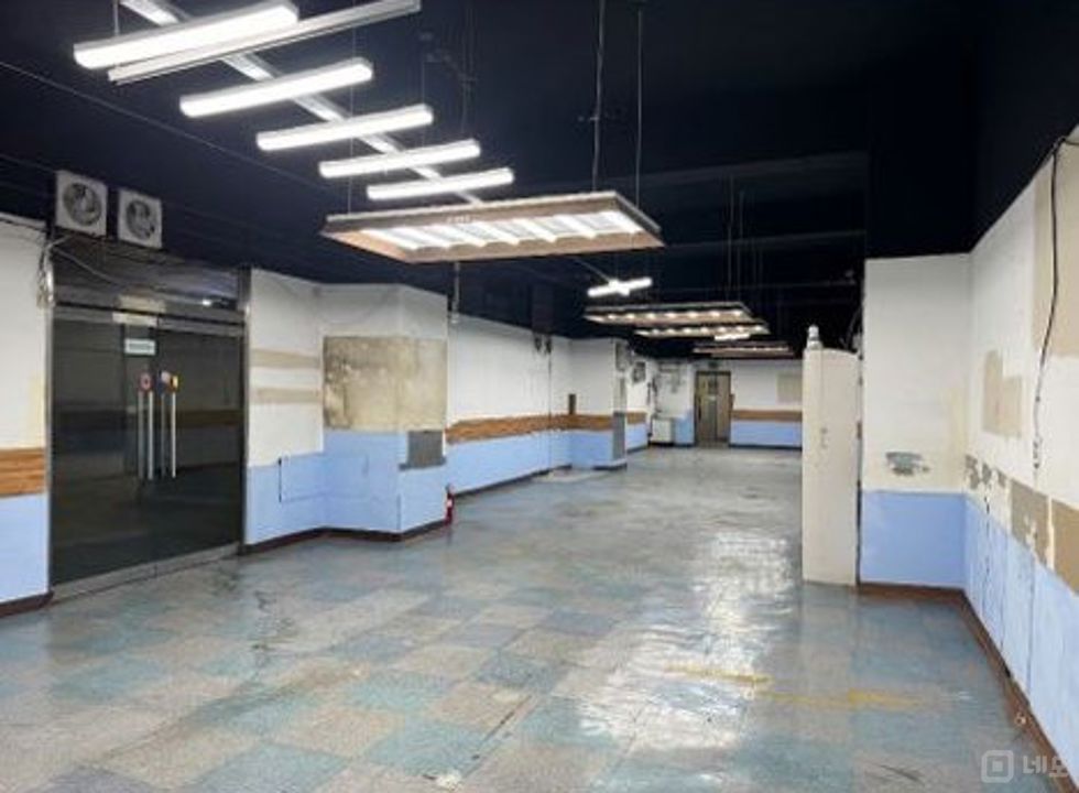 서대문구 충정로3가 즉시 입주 가능한 지층 상가 임대 매물의 1번째 사진
