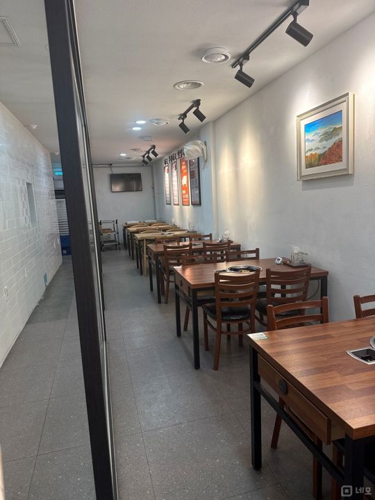 온천동 내•외부 깔끔한 식당 매물의 3번째 사진