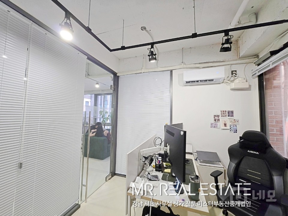강남구청역도보3분.초역세권.A급인테리어무상승계 매물의 7번째 사진
