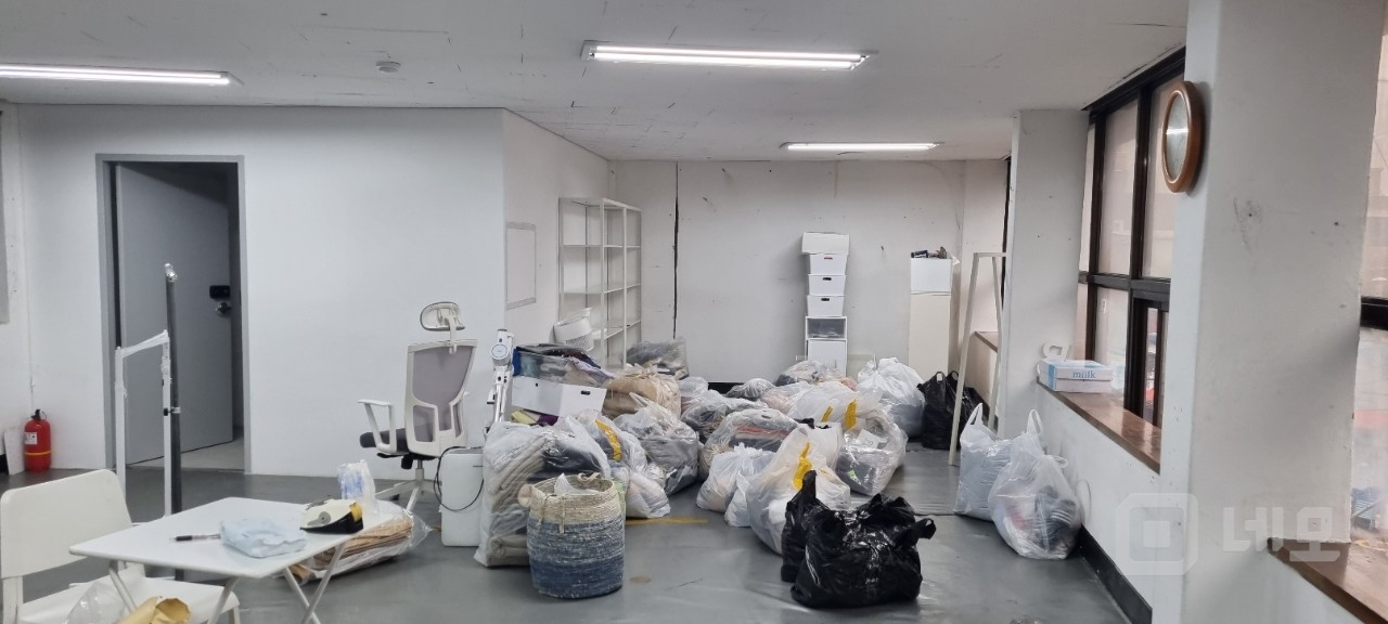 신당역 3분거리 3층 사무실, 창고,공장, 3층~4층함께 사용가능 매물의 2번째 사진
