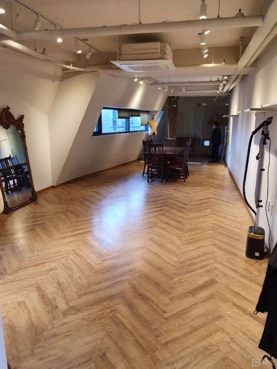 논현동 여성 전용 화장실로 되어 있는 6,7층 임대 사무실 매물의 2번째 사진