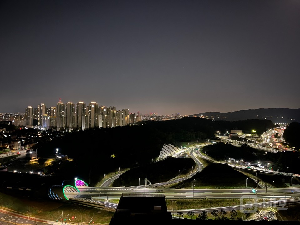 전용30p, 한강뷰 최고급 사무실 매물의 9번째 사진