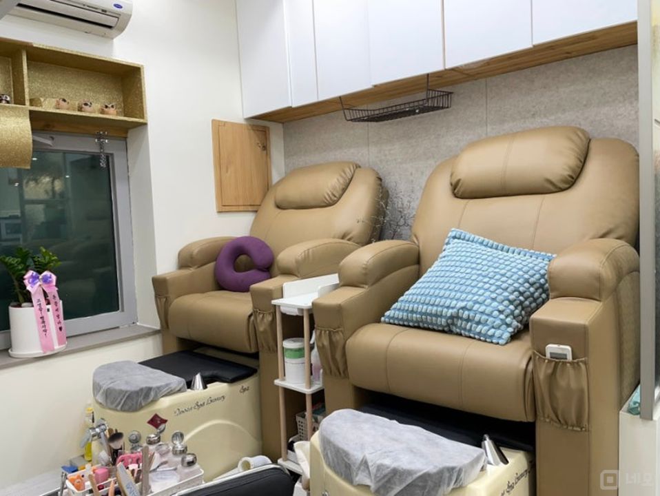 봉천동 시설양도 가능한 네일샵 매물의 6번째 사진