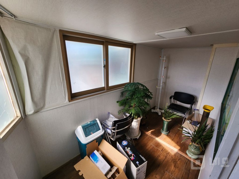 넓은 평수대비 저렴한 사무실겸 상가 매물의 8번째 사진