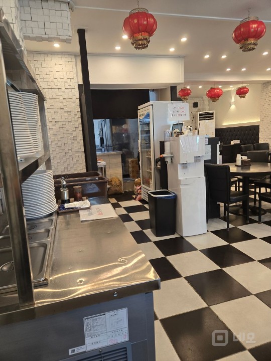 홍제역 3번 출구 초역세권!! 매물의 4번째 사진