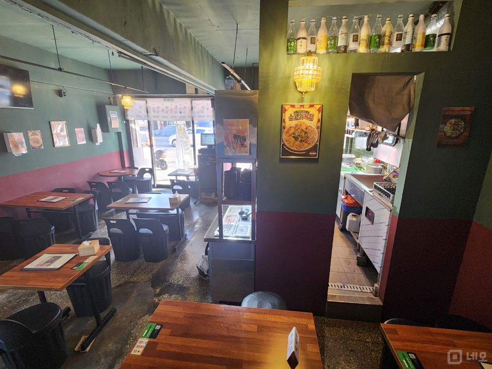 화곡동 번화가에 위치한 음식점 매물의 4번째 사진