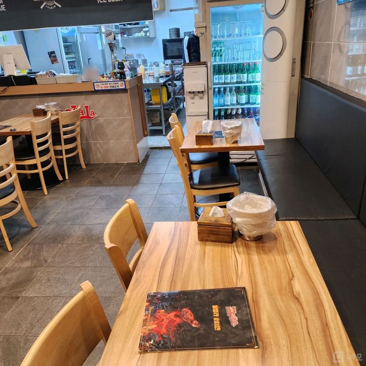불광동 깔끔한 시설 숯불치킨점 매물의 3번째 사진