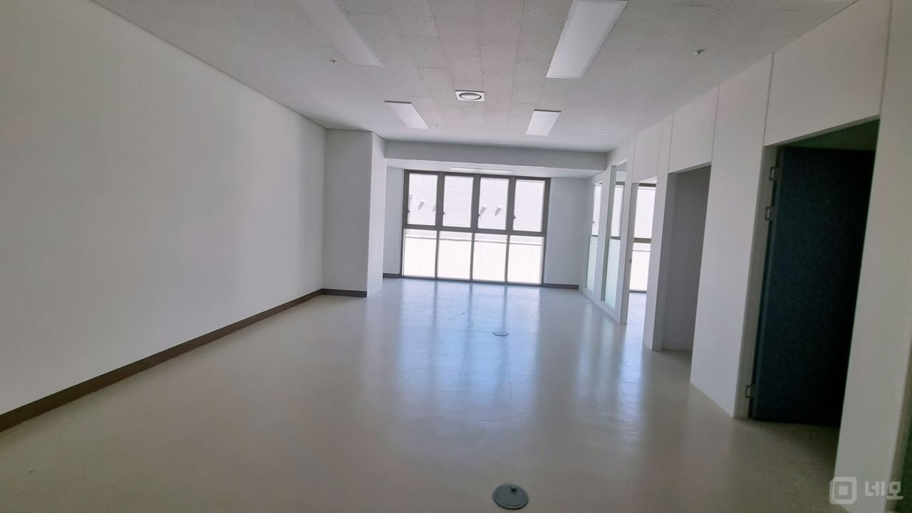 전용28 룸3 탕비 신축 인프라 최상 지산건물 매물의 3번째 사진