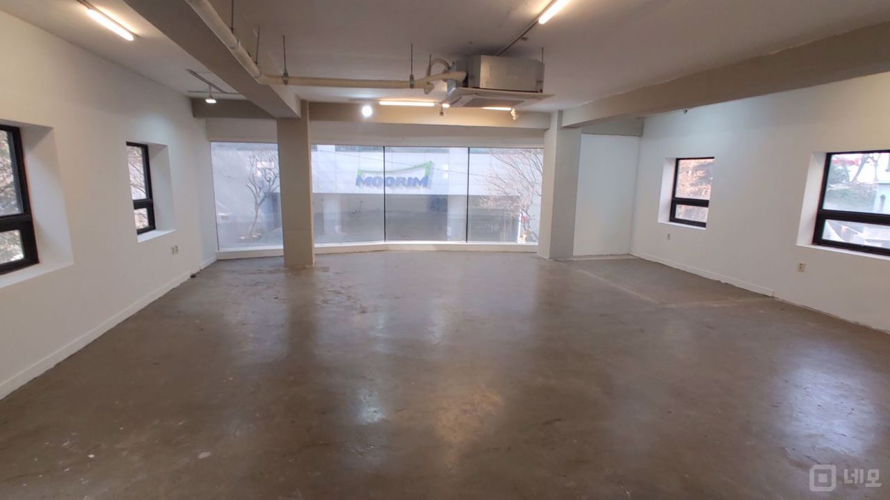 관리가 우수한 신사동 통임대 빌딩 매물의 1번째 사진