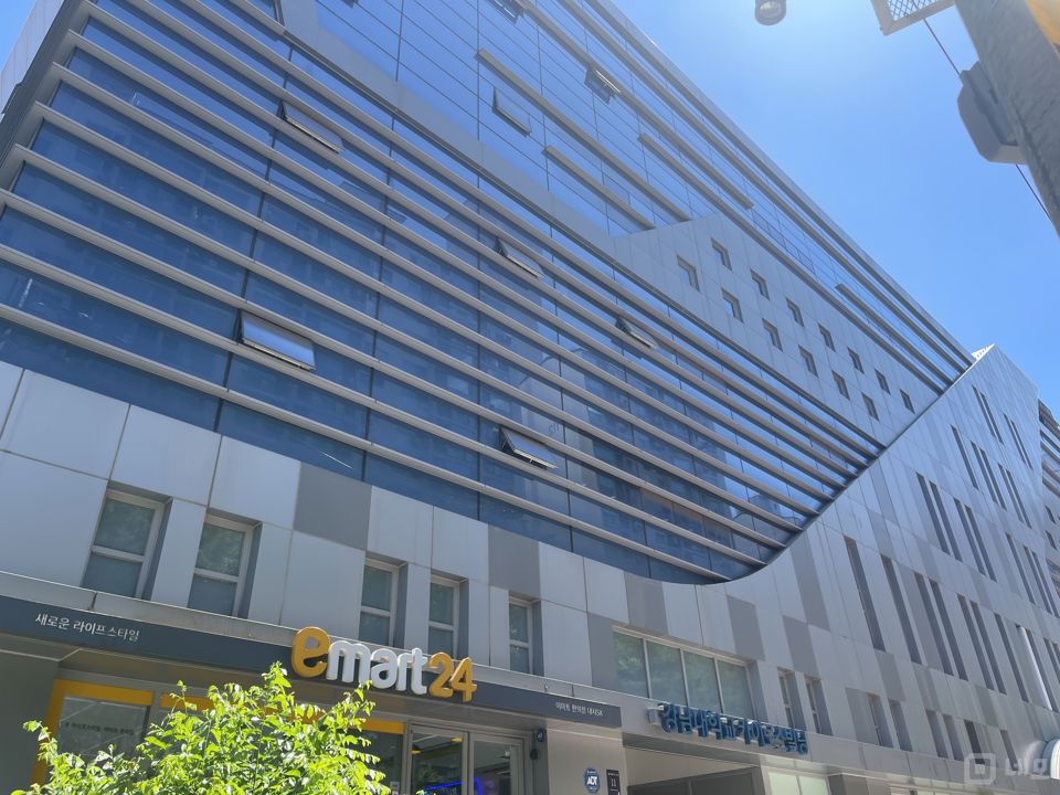 대치동 깔끔한 시설 및 인테리어 분식점 매물의 5번째 사진