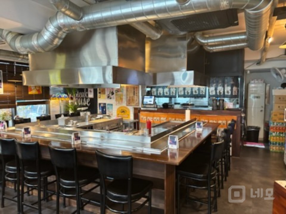 💕서교동 I 솔내길 먹자골목 I 권리 네고 가능 I 노출 접근성 최고! 매물의 6번째 사진