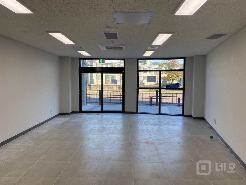 초역세권 아파트 스트리트형 상가 신축물건 매물의 3번째 사진