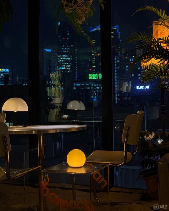 시설집기 포함, 인테리어 완비된 서교동 감성 칵테일 바 매물의 6번째 사진