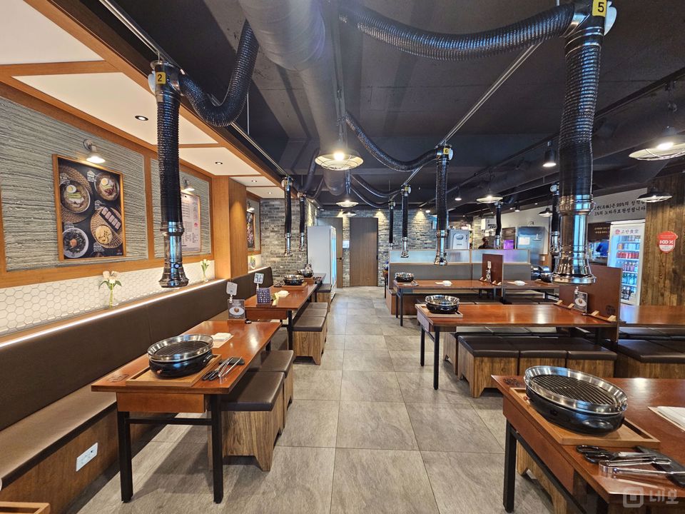 유동인구 많은 수락디자인거리 1층 고깃집 매물의 3번째 사진