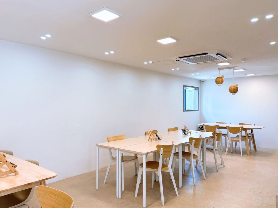 해운대구 좌동 성업중인 미술학원 임대 매물의 2번째 사진