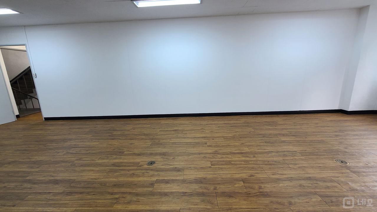 조용하고 아담한 사무실 임대 매물의 4번째 사진