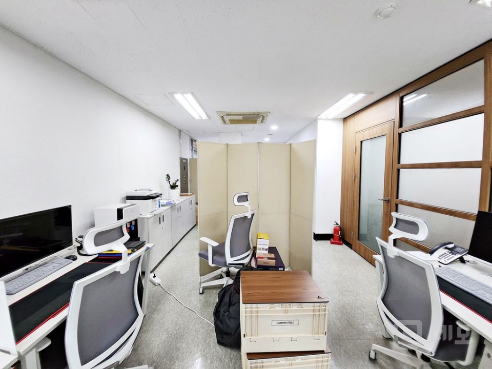 더블역세권, 테헤란로, A급인테리어, 대로변, 소형사무실 매물의 6번째 사진