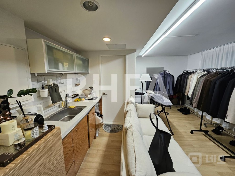 무권리 저희 레아는 실매물과 실사진 실면적을 측정하여 광고합니다. 매물의 3번째 사진