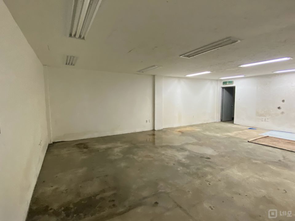 강동구 천호동, 접근성 우수한 지층 사무실 매물의 1번째 사진