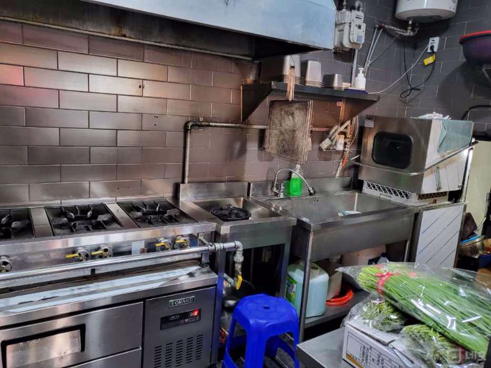 먹자골목 중심 상권, 맛집 랭킹 상위권의 별내동 곱창전문점 매물의 4번째 사진