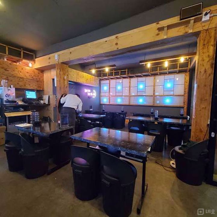 정릉동 대학가에 위치한 요리주점 매물의 2번째 사진