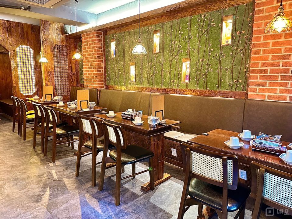 서교동 상수역 역세권, 트렌디한 인테리어, 주방 시설 완비된 요리주점 매물의 2번째 사진