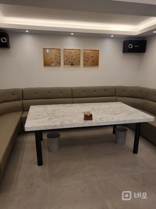 강남대로변 노래주점(주류 판매 가능) 매물의 3번째 사진