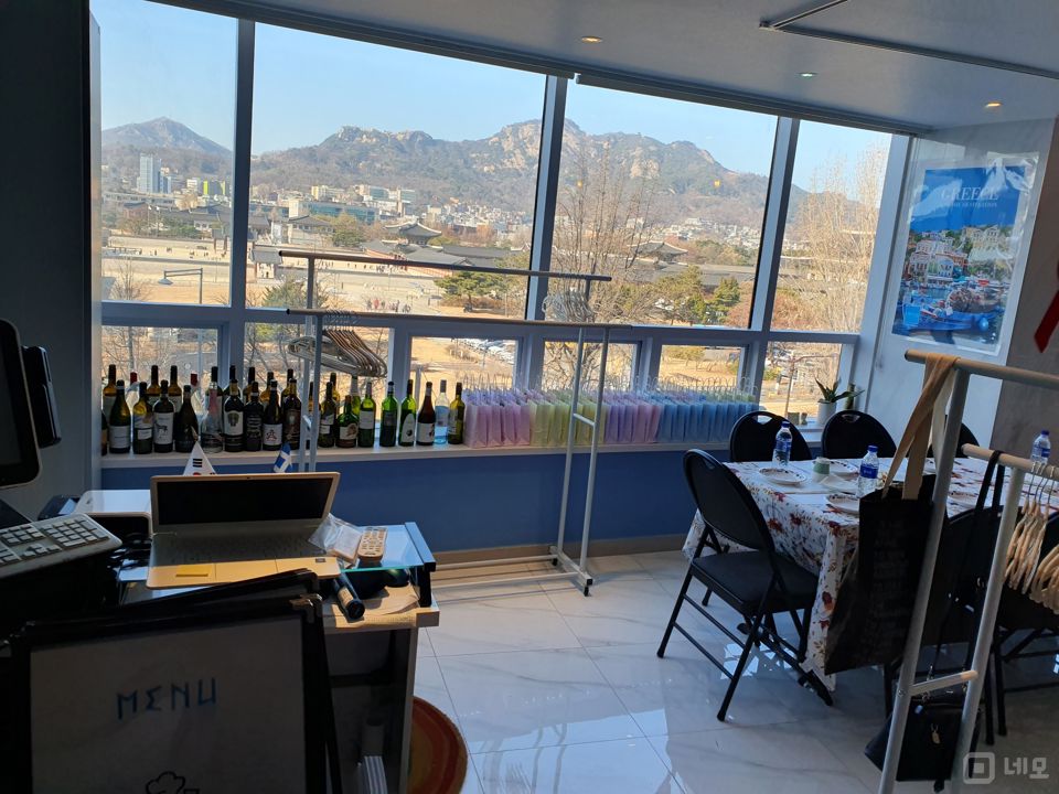 사간동 안국역 역세권, 경복궁 뷰로 소문난 레스토랑 매물의 4번째 사진