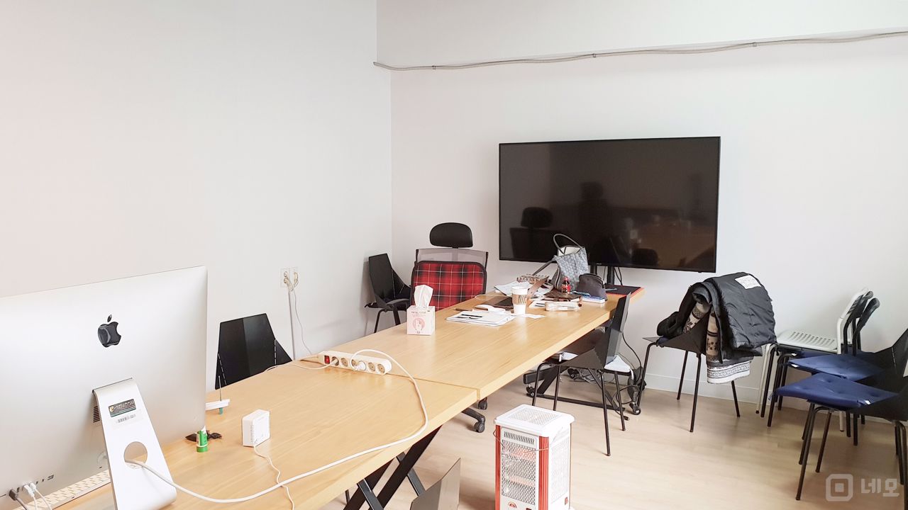 신사동 대로변 1층에 위치한 깔끔한 사무실 매물의 5번째 사진