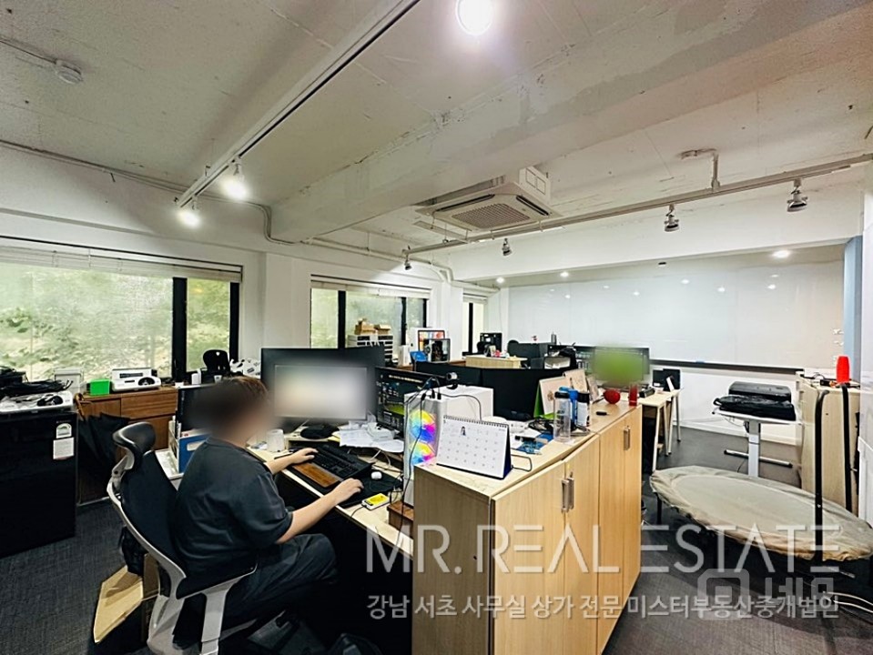 인테리어최상.아이티강추.룸6.주차3.높은층고.가성비甲 매물의 4번째 사진